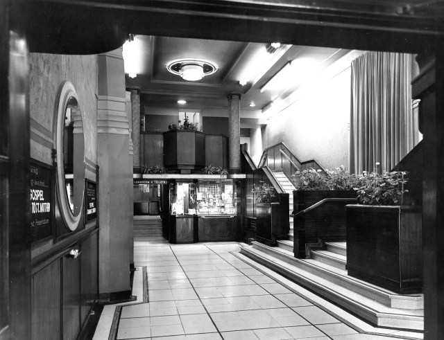 GFT Foyer 1974